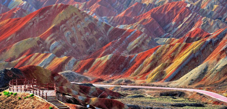 World’s Most Epic Rainbow Mountains | Travelholicq