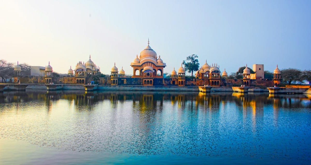 uttar pradesh tourist places in hindi