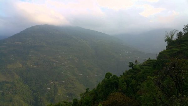 17 Amazing Places To Visit In West Sikkim | Travelholicq